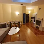 Sunny Апартамент *
